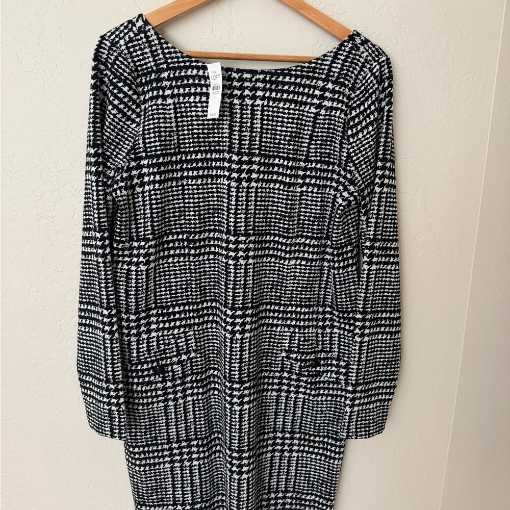 NWT Ann Taylor LOFT Black and White Houndstooth Longsleeve Shift Dress size 6